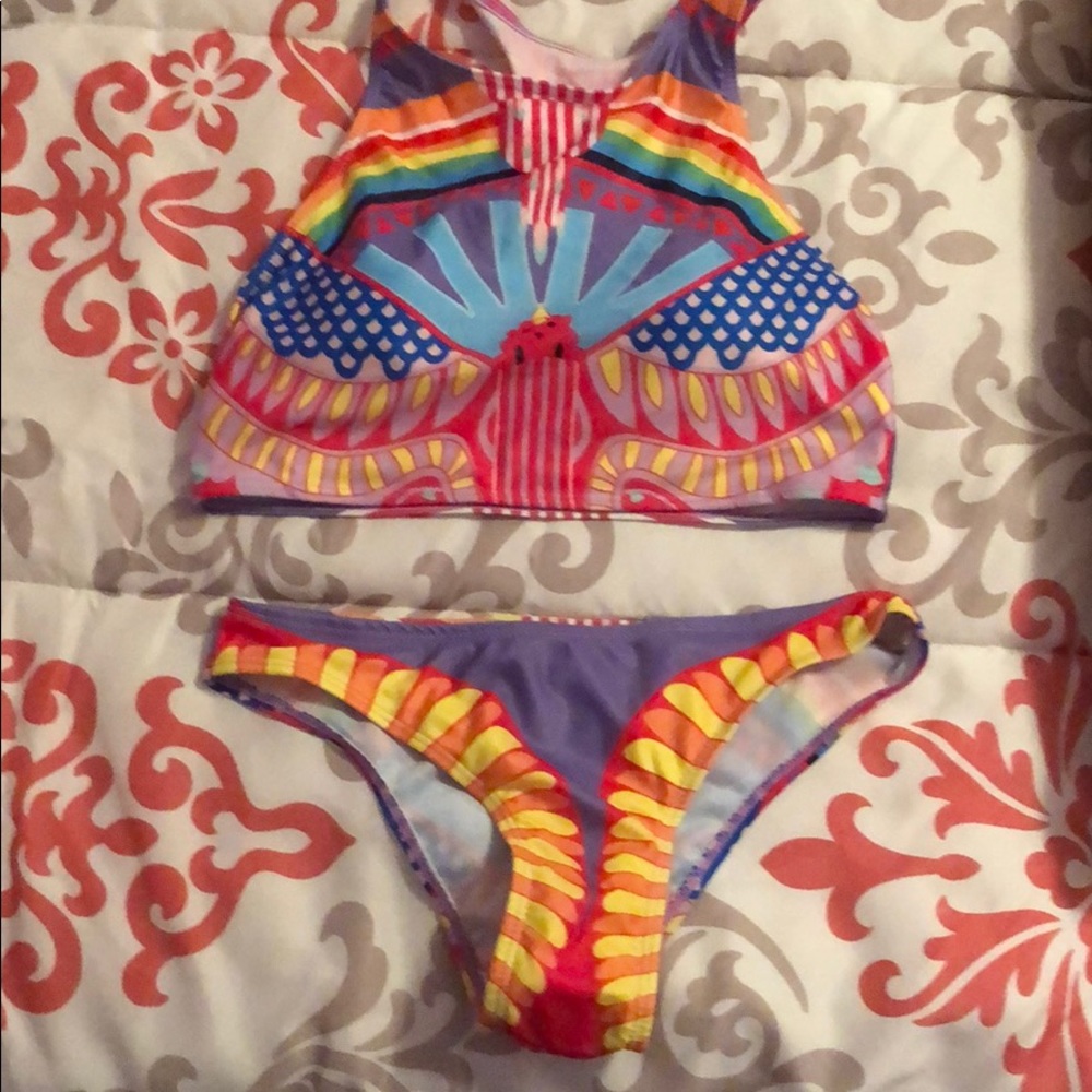 Bathing suit